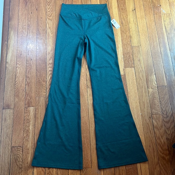 GAP Other - NWT Gap Forest Green Flared Leggings